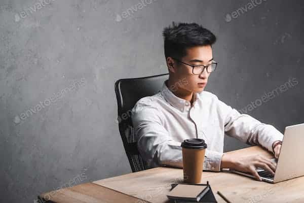 What Are the Steps for UK Small Business Owners to Create an Effective SEO Strategy?